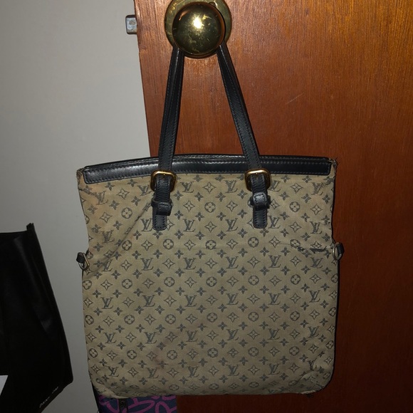 Authentic Louis vuitton bag - Picture 9 of 16